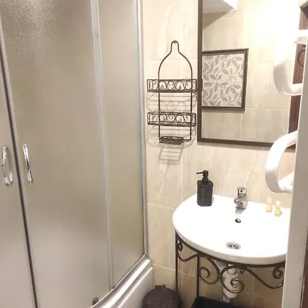 Bunker Mini-hotel Готель *